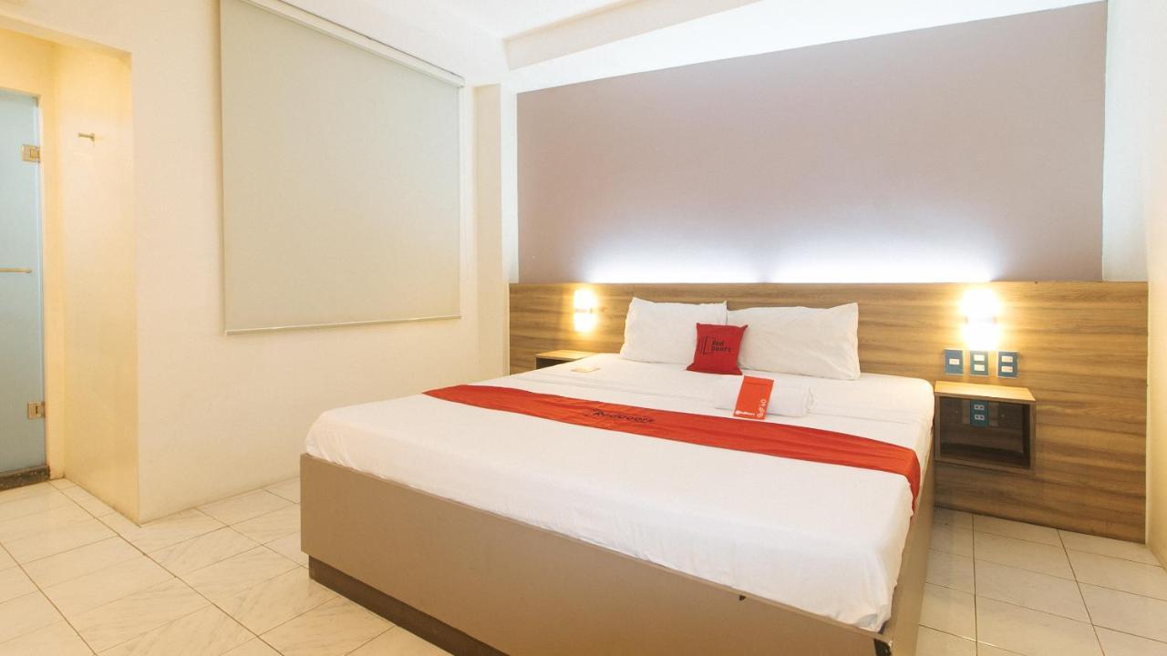Reddoorz At V Plaza Hotel Manila Exterior photo